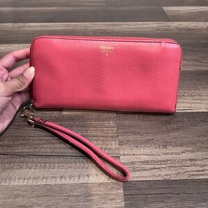 Fossil Hot Pink Coral Zip Around Leather Wristlet Wallet